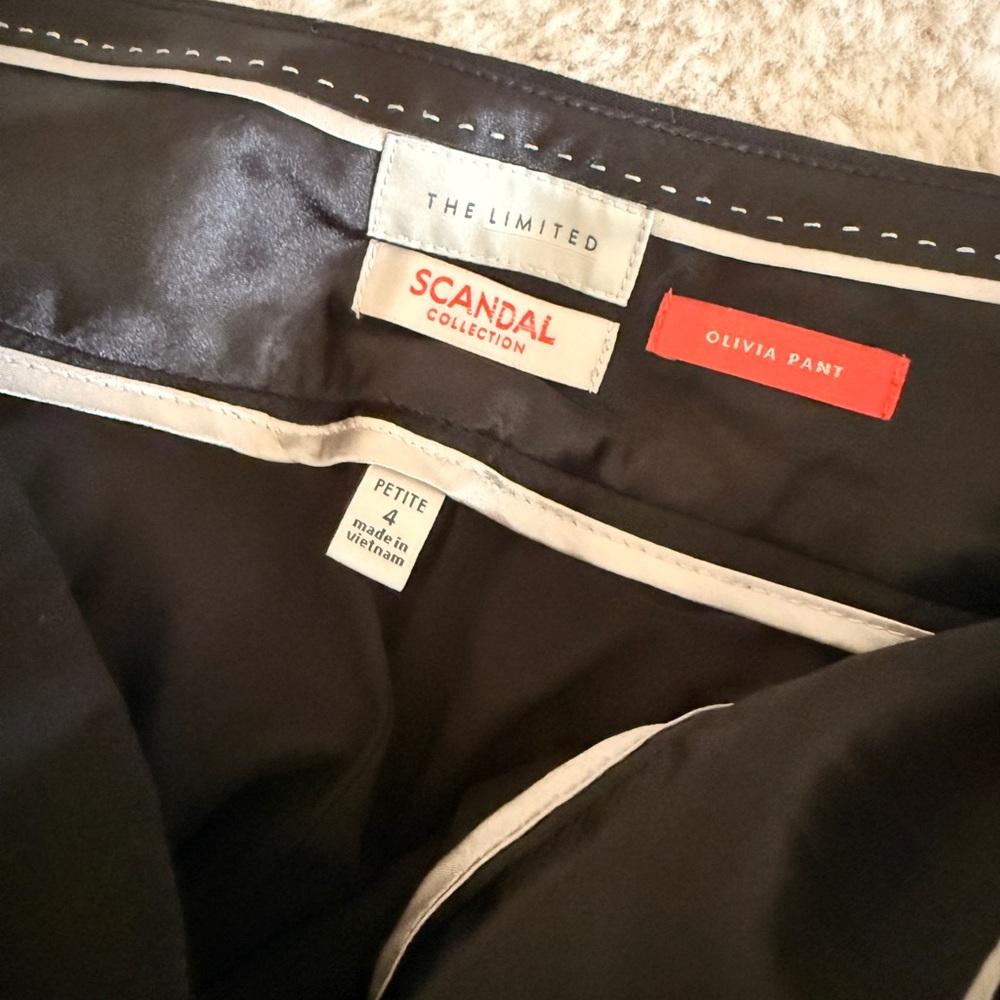 The Limited.  Scandal Collection. Olivia Pant.  Black side zip. Like new.